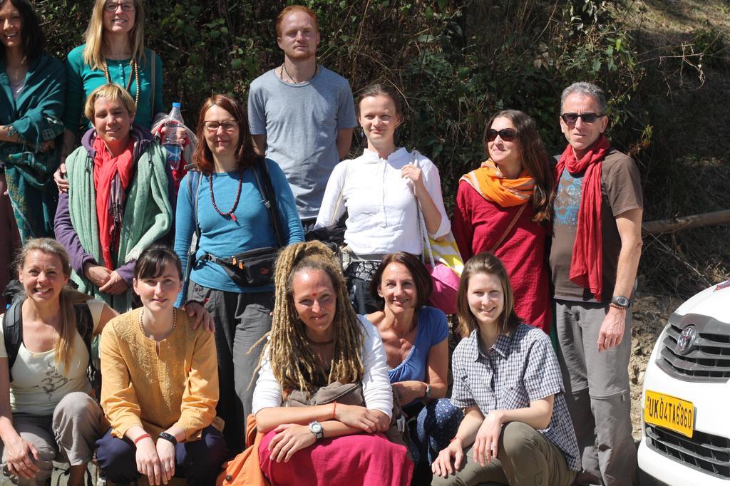 Villa Kasar Rainbow Yoga Retreat Almora Exterior foto