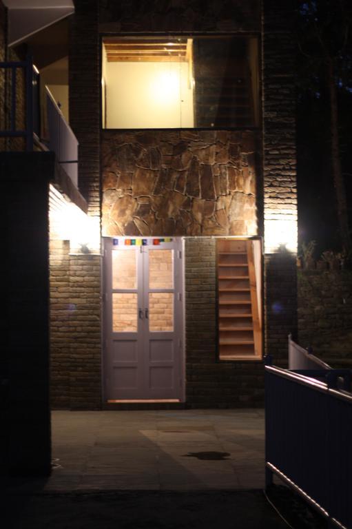 Villa Kasar Rainbow Yoga Retreat Almora Exterior foto