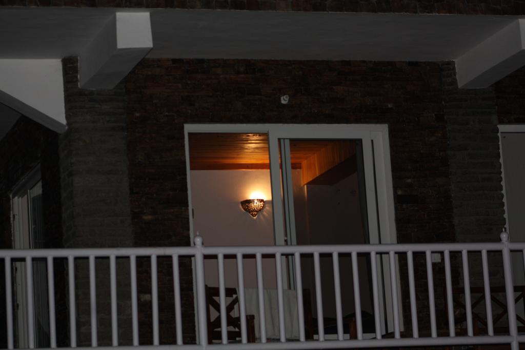 Villa Kasar Rainbow Yoga Retreat Almora Exterior foto