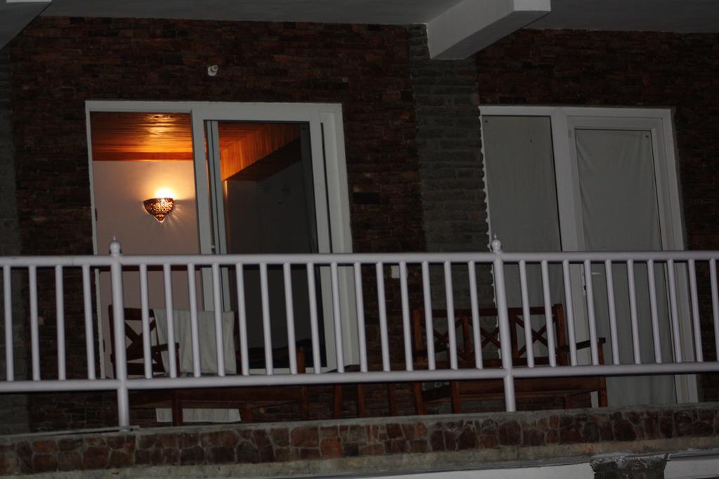 Villa Kasar Rainbow Yoga Retreat Almora Exterior foto