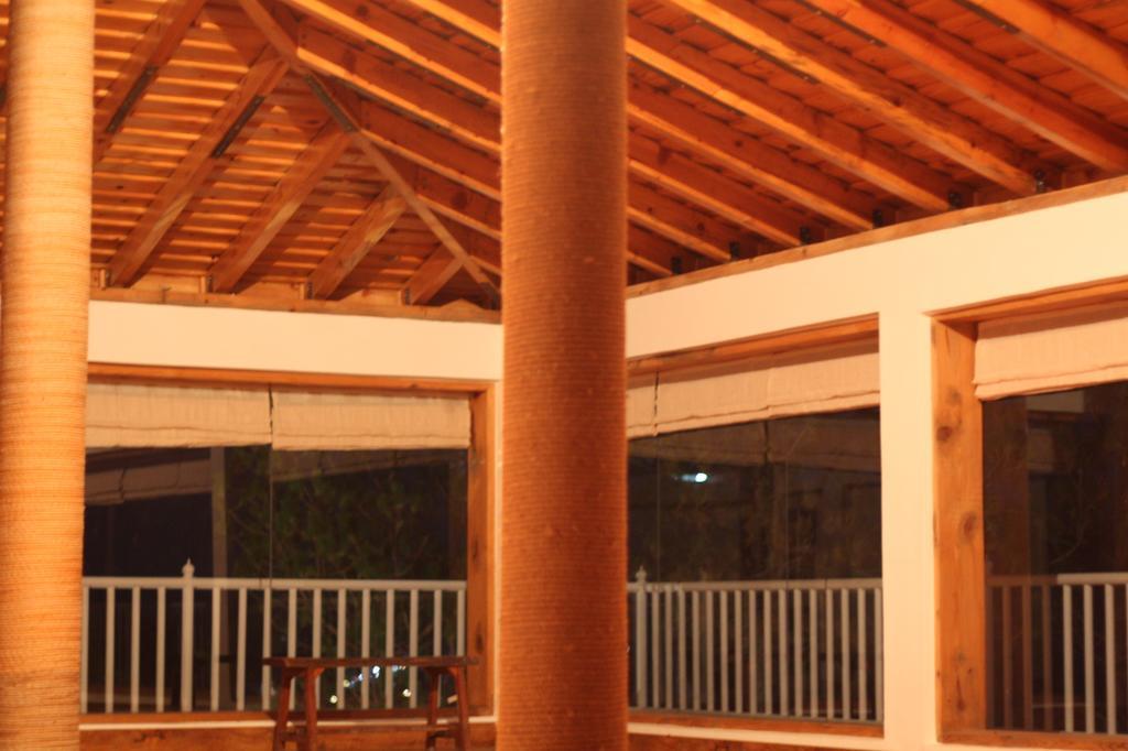 Villa Kasar Rainbow Yoga Retreat Almora Exterior foto